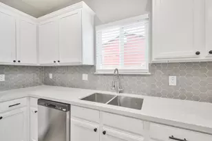 7524 E Maxroy St, Houston, TX 77088 - Photo 13