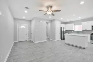 7524 E Maxroy St, Houston, TX 77088 - Photo 7