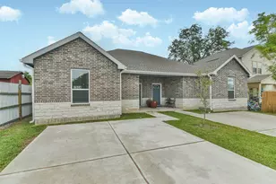 7524 E Maxroy St, Houston, TX 77088 - Photo 33