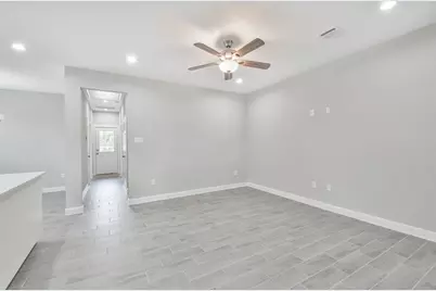 7524 E Maxroy Street #B, Houston, TX 77088 - Photo 5