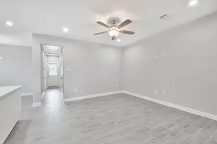 7524 E Maxroy St, Houston, TX 77088 - Photo 5