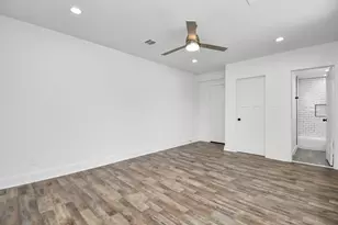 8221 Hezekiah Ln, Houston, TX 77088 - Photo 19