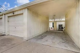 12662 Rip Van Winkle Dr, Houston, TX 77024 - Photo 17