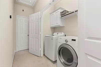 10204 Spring Shadows Park Circle, Houston, TX 77080 - Photo 33