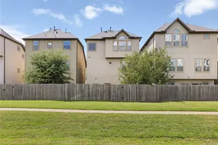 10204 Spring Shadows Park Cir, Houston, TX 77080 - Photo 41