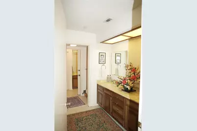 7044 Comanche Trail, Austin, TX 78732 - Photo 21