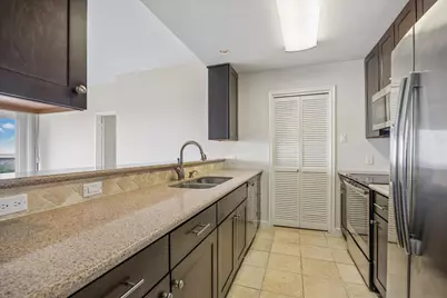 1701 Hermann Drive #17D, Houston, TX 77004 - Photo 29