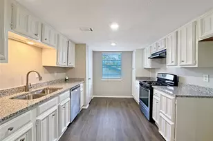 3230 Sycamore Springs Dr, Houston, TX 77339 - Photo 3