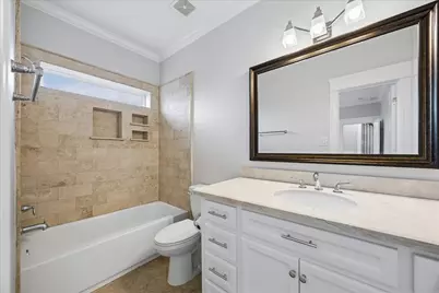 2105 Bidwell Drive, Houston, TX 77018 - Photo 9
