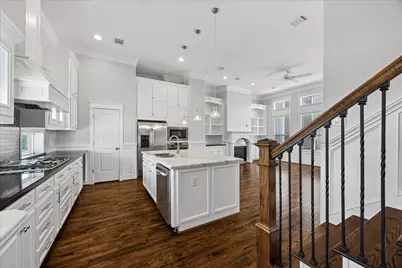 2105 Bidwell Drive, Houston, TX 77018 - Photo 17