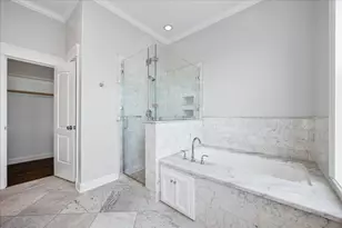 2105 Bidwell Dr, Houston, TX 77018 - Photo 23