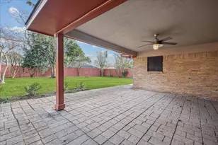 11519 Endicott Ln, Houston, TX 77035 - Photo 19