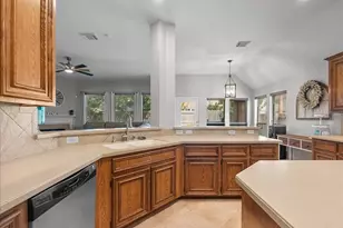 521 Ivory Stone Ln, League City, TX 77573 - Photo 17