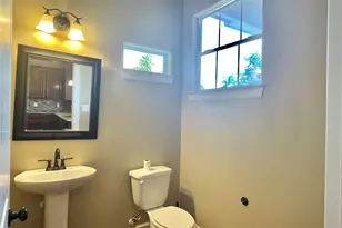 219 W 27th St, Houston, TX 77008 - Photo 29