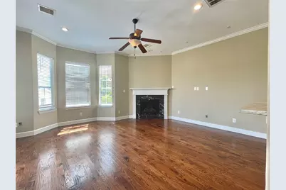 219 W 27th Street #D, Houston, TX 77008 - Photo 27