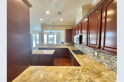 219 W 27th Street #D, Houston, TX 77008 - Photo 23