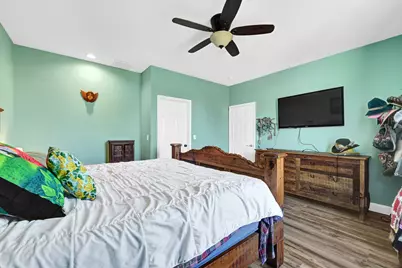 939 8th Street, Dickinson, TX 77539 - Photo 17
