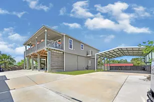 939 8th St, Dickinson, TX 77539 - Photo 5