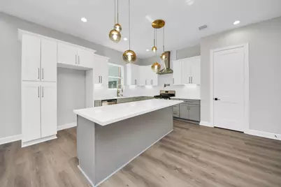1605 Sylvester Road, Houston, TX 77009 - Photo 17