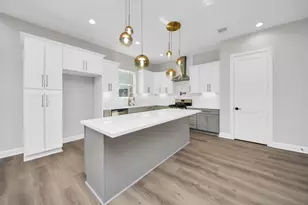 1605 Sylvester Rd, Houston, TX 77009 - Photo 17