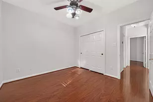10802 Warner Hollow Ct, Sugar Land, TX 77498 - Photo 29