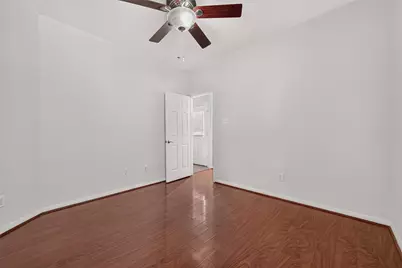 10802 Warner Hollow Court, Sugar Land, TX 77498 - Photo 25
