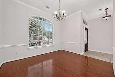 10802 Warner Hollow Court, Sugar Land, TX 77498 - Photo 7