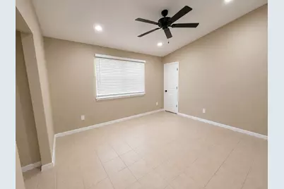 10506 Stockman Lane, Sugar Land, TX 77498 - Photo 7