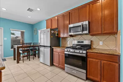 814 Corner Square, Seabrook, TX 77586 - Photo 13