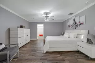 1722 Saddlecreek Dr, Houston, TX 77090 - Photo 13