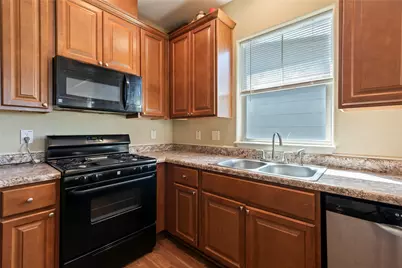 5519 Avenue O 1/2, Galveston, TX 77551 - Photo 13