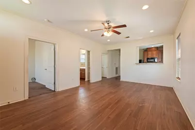 5519 Avenue O 1/2, Galveston, TX 77551 - Photo 9