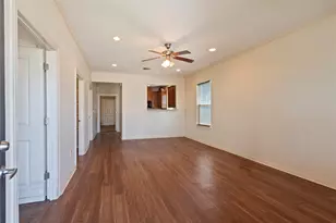 5519 Ave O 1/2, Galveston, TX 77551 - Photo 5