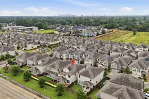 4028 Starbright St, Houston, TX 77018 - Photo 33