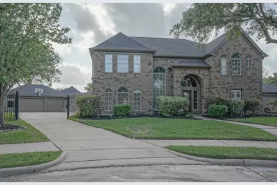 2108 Lakeway Drive, League City, TX 77573 - Photo 11