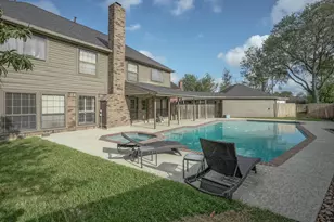 2108 Lakeway Dr, League City, TX 77573 - Photo 5