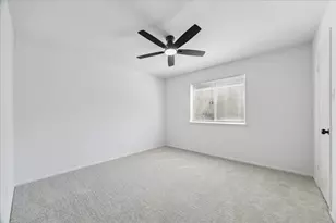 9330 Danforth Way, Houston, TX 77083 - Photo 17