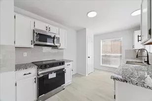 9330 Danforth Way, Houston, TX 77083 - Photo 11