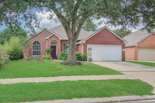 18223 Heathridge Ln, Cypress, TX 77433 - Photo 3