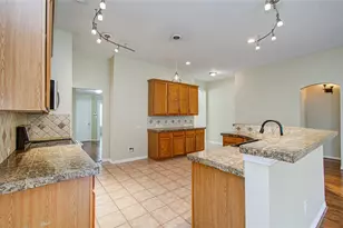 18223 Heathridge Ln, Cypress, TX 77433 - Photo 19