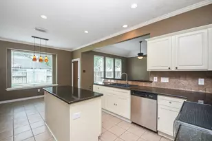 5602 Walkabout Way, Katy, TX 77450 - Photo 9