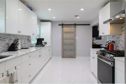5634 Edith Street, Houston, TX 77081 - Photo 11