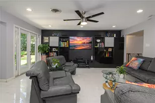 5634 Edith St, Houston, TX 77081 - Photo 5