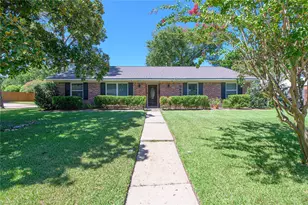 5634 Edith St, Houston, TX 77081 - Photo 1