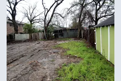 111 Blackwell Street, Pasadena, TX 77506 - Photo 1