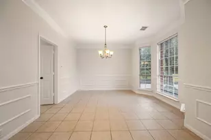 107 N N Sunny Slope Circle, The Woodlands, TX 77381 - Photo 7