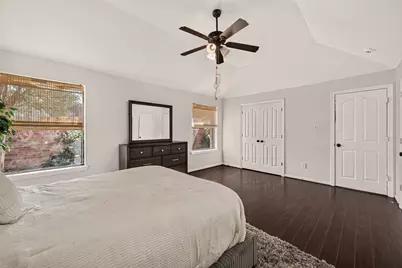 8802 Outview Court, Houston, TX 77040 - Photo 33