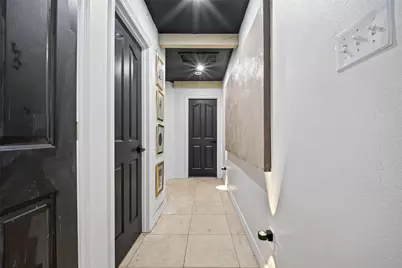 8802 Outview Court, Houston, TX 77040 - Photo 23