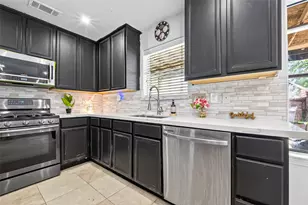 8802 Outview Ct, Houston, TX 77040 - Photo 19