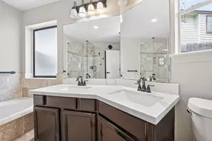 8802 Outview Ct, Houston, TX 77040 - Photo 31